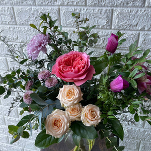 The Rose Garden (in Vase)